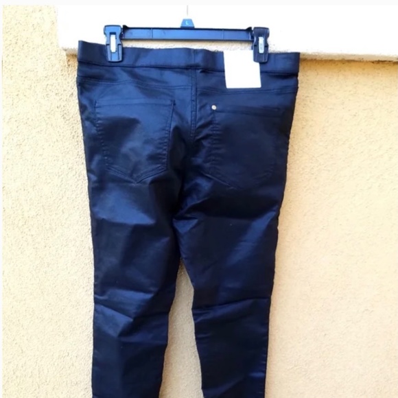 Black H&M Skinny Super Stretch Pants Size 12  NWT - Picture 7 of 10